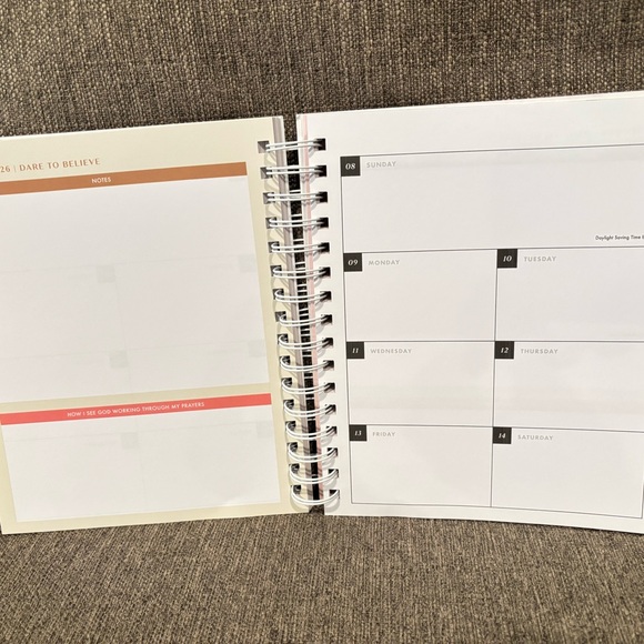 Dare to Believe Pink Daily Planner - Picture 4 of 7